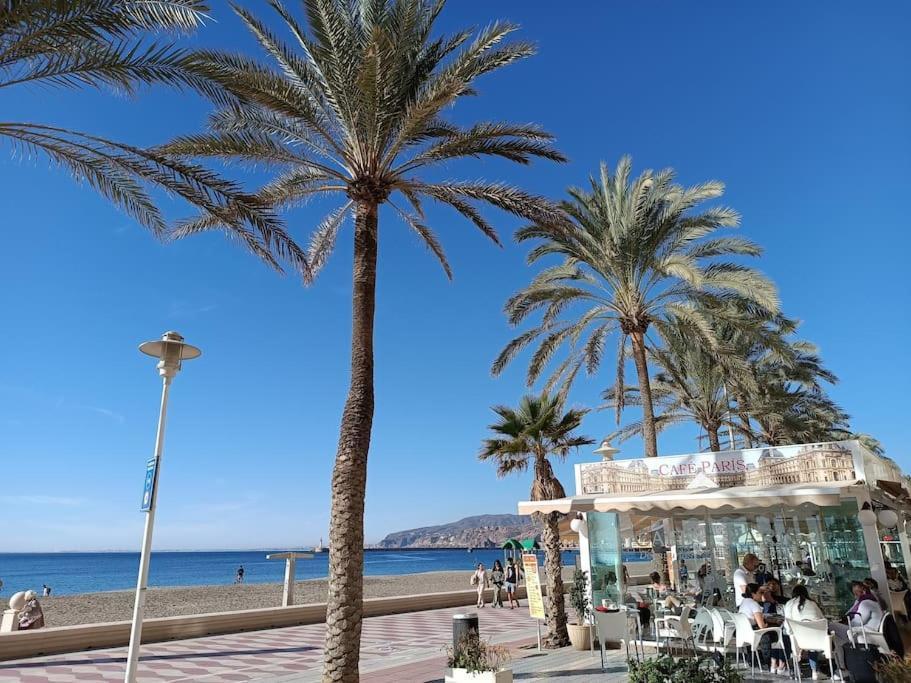 Апартаменты Estupendo Piso Renovado A 30 Metros De La Playa Альмерия Экстерьер фото