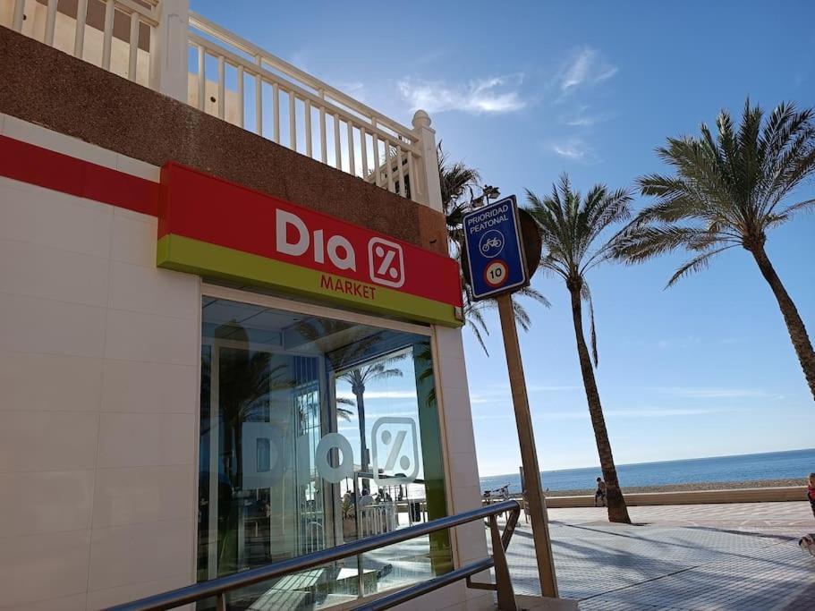 Апартаменты Estupendo Piso Renovado A 30 Metros De La Playa Альмерия Экстерьер фото