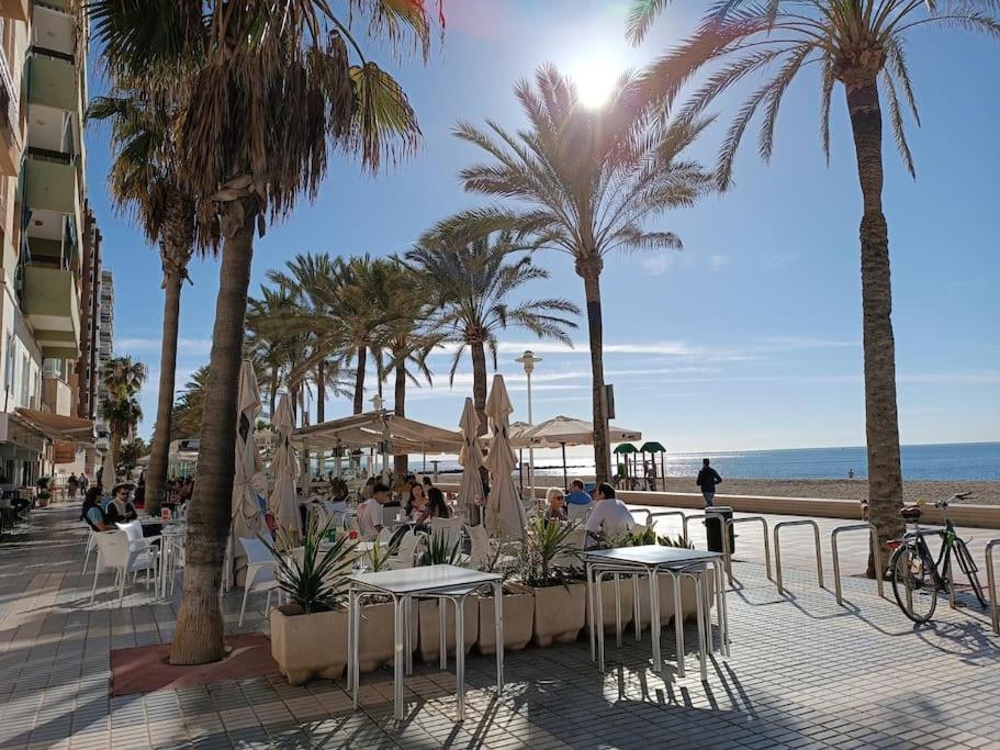 Апартаменты Estupendo Piso Renovado A 30 Metros De La Playa Альмерия Экстерьер фото